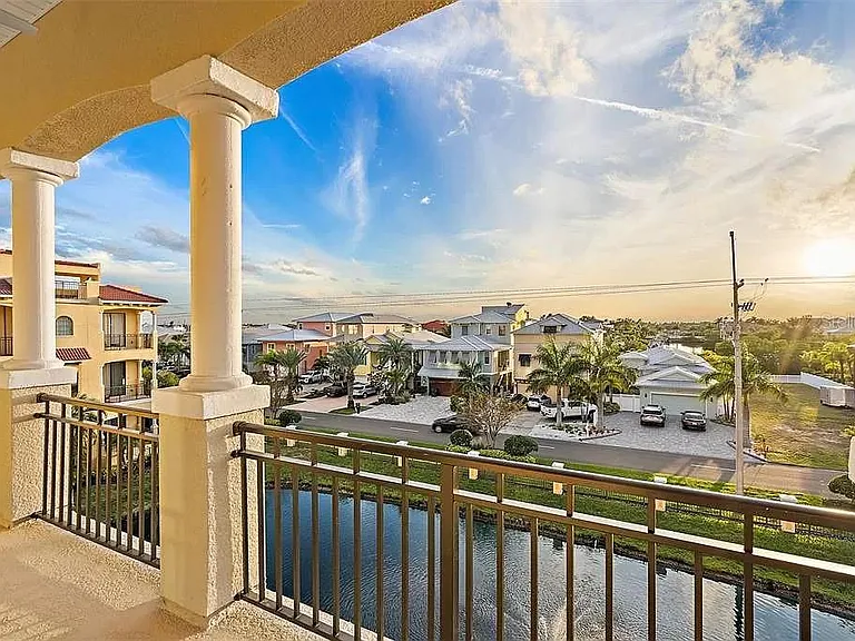 6418 Margarita Shores Ln — Photo 38