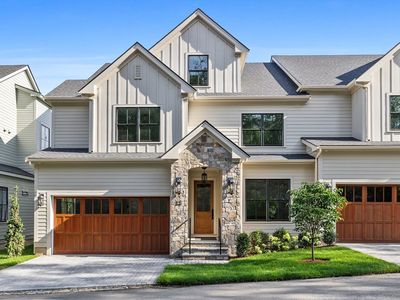 22 Common Ct, Lexington, MA, 02421