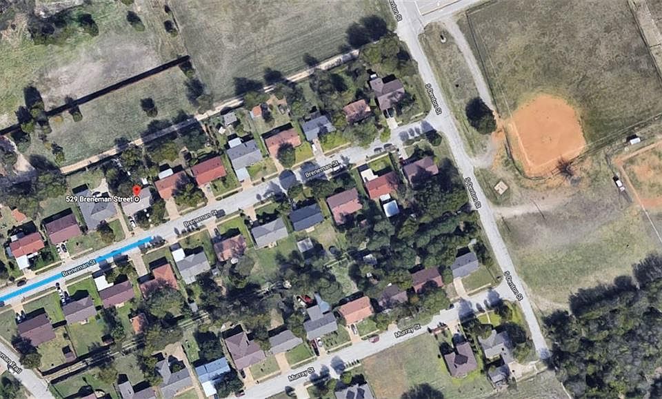 2nd image of 529 Breneman Blvd