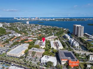 1655 NE 115th St APT 40-B, Miami, FL 33181