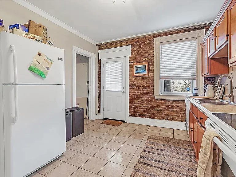 411 N Newstead Ave #2S — Photo 6