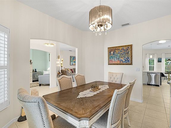5th image of 166 Joy Haven Dr