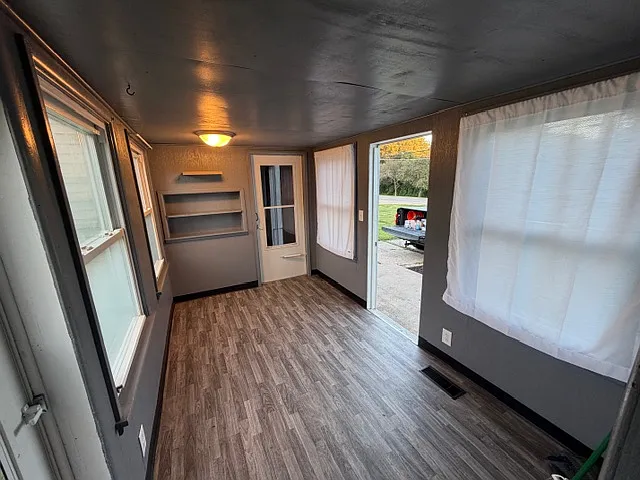 307 Red Oak Rd — Photo 1