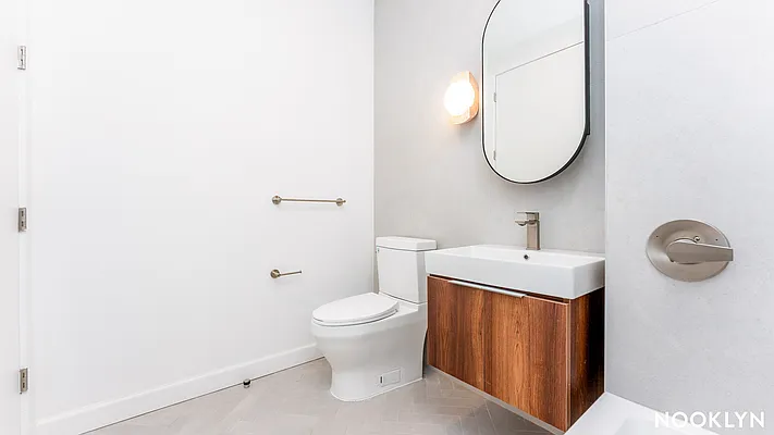 Rented by Nooklyn NYC LLC | media 55