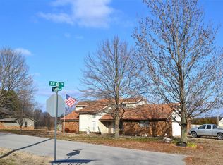 905 S Harris Ave, Wagoner, OK 74467