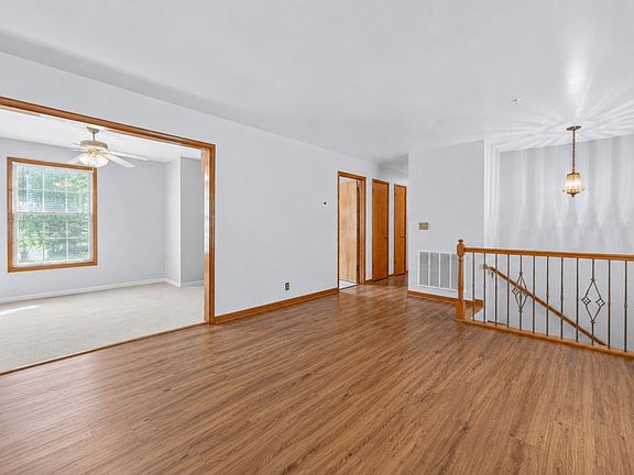 5th image of 713 Huntington Pkwy