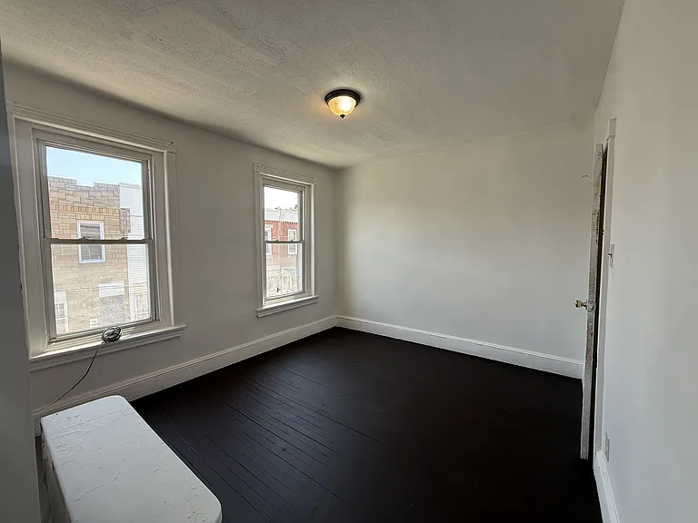 1524 S Dover St — Photo 19