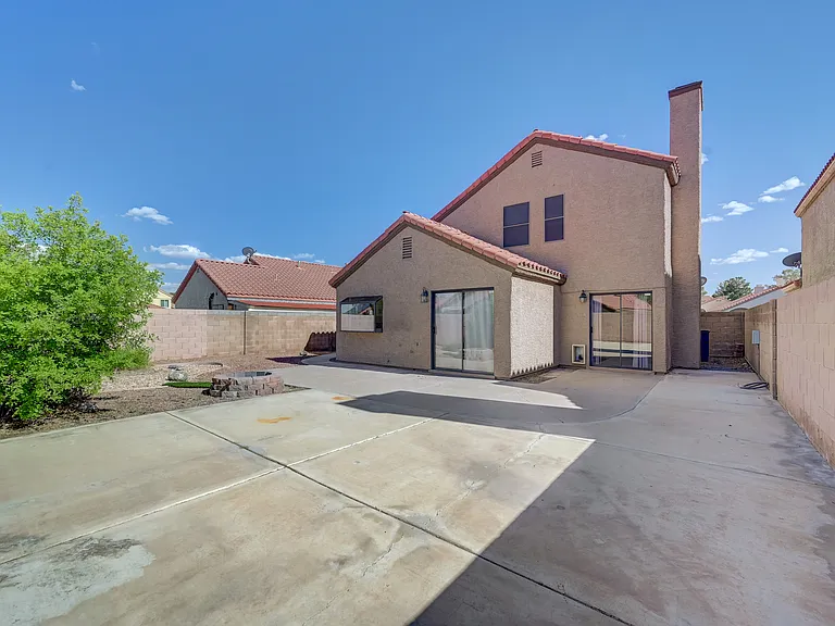 2702 Lovington Dr — Photo 47