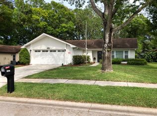 1647 Bentley Ct, Palm Harbor, FL 34684