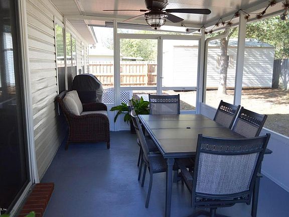 5th image of 11263 Martin Lakes Dr N