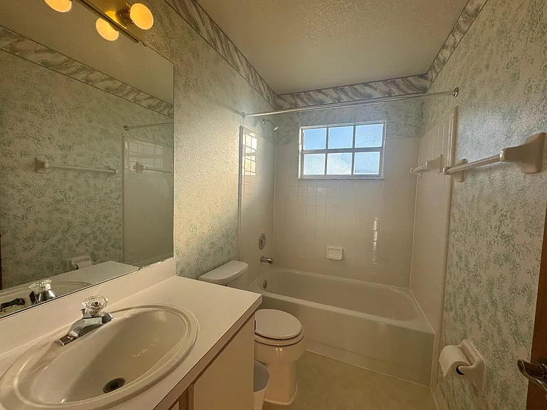 2026 Royal Bay Blvd #82 — Photo 11