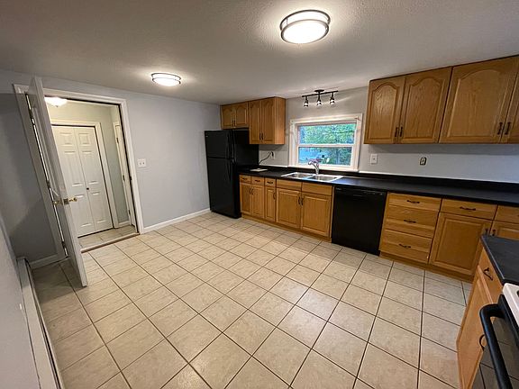 4th image of 68 Annis Rd