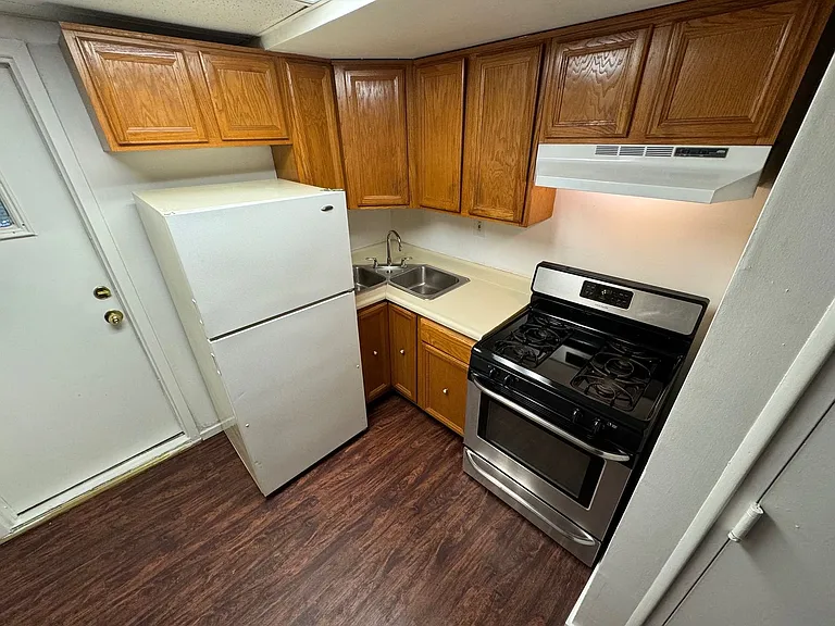 357 Mitchell Ave — Photo 14