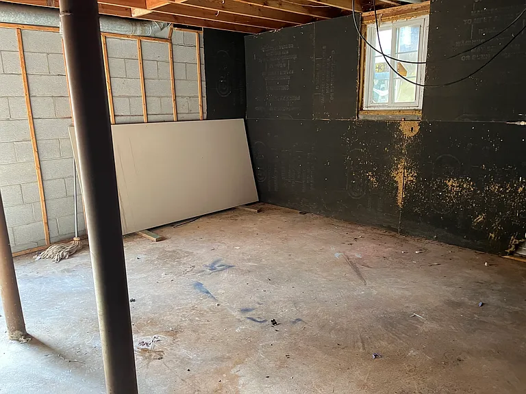 809 Olympia St — Photo 12
