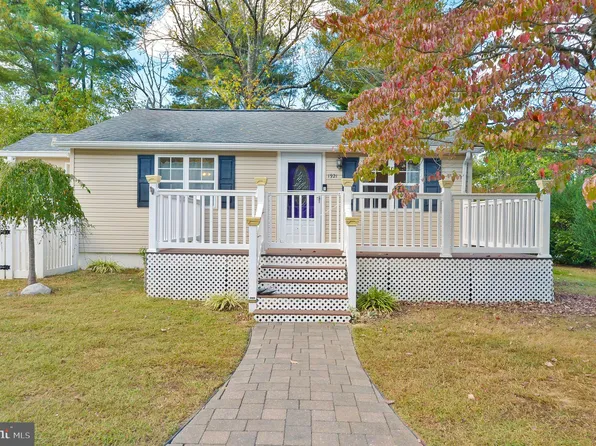 1921 Roosevelt Ave, Marlton, NJ 08053