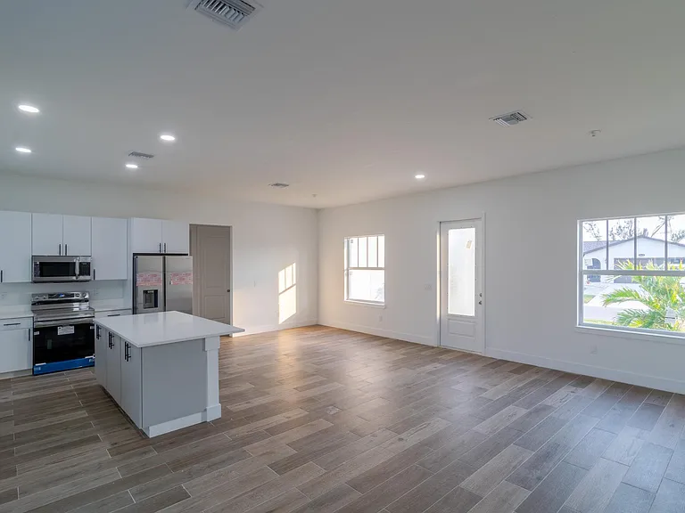 10625 Ayear Rd — Photo 13