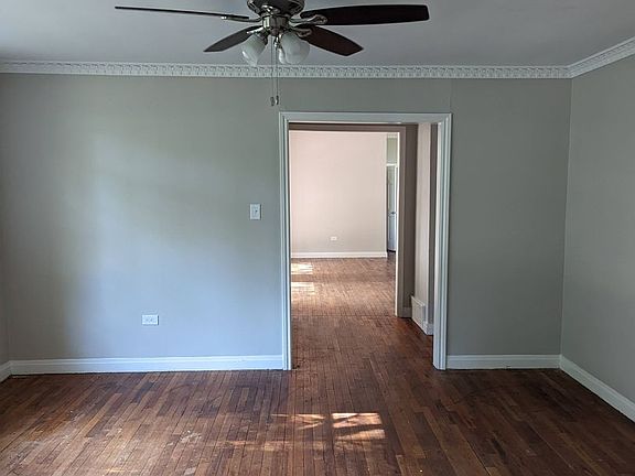 3rd image of 2625 Pine St
