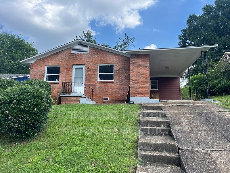 1st image of 829 Alida Ave