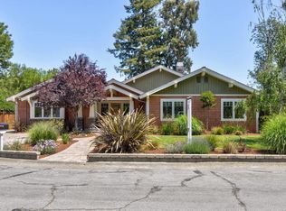 1035 Rilma Ln, Los Altos, CA 94022