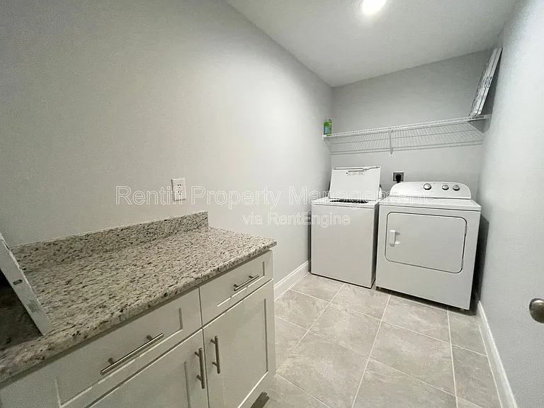 1535 Argosy Rd — Photo 16