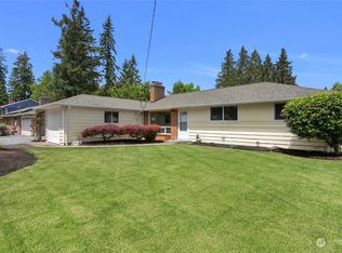 8023 213th St SW, Edmonds, WA 98026