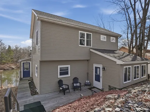 5 Pineland Ave, Worcester, MA 01604