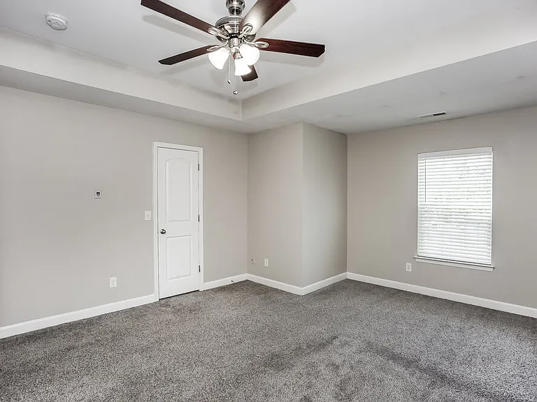1021 Ramsgate Dr SW — Photo 9