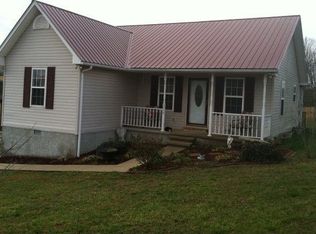 3950 Hutchings College Rd, Sparta, TN 38583