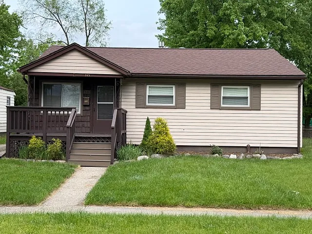 315 Kansas Ave — Photo 1