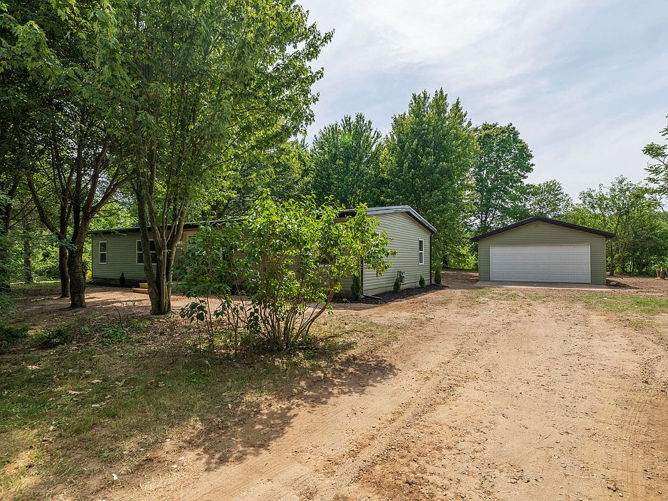 1st image of 205 Knott Rd
