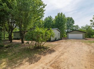 205 Knott Rd, Niles, MI 49120
