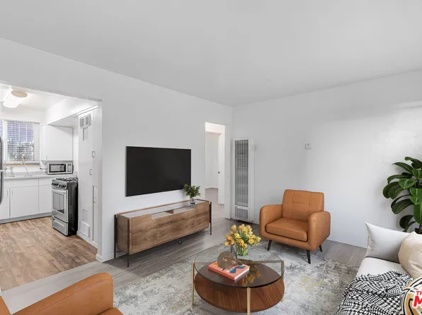 717 Ocean Front Walk #C, Venice, CA 90291