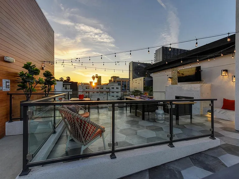 1446 Sunset Residences LLC — Photo 27