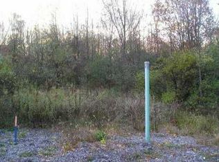 2 Church St, Phelps, NY 14532