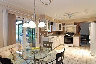 Kitchen / Breakfast Room