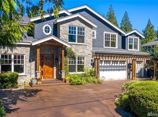 8904 SE 45th St, Mercer Island, WA 98040
