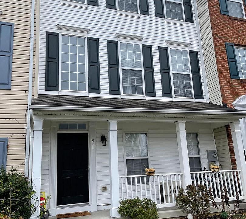 1st image of 311 Hamilton Ct
