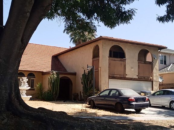 4th image of 3016 Coral Ct