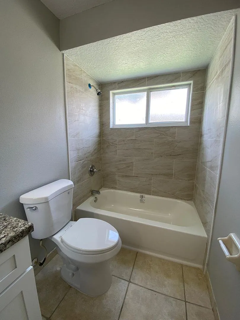 1440 Timberbend Cir — Photo 3