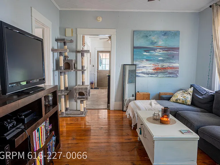 826 Fulton St E #1 — Photo 10
