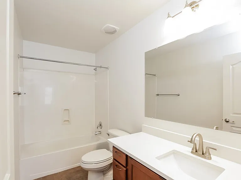 1722 S Roanoke St — Photo 16