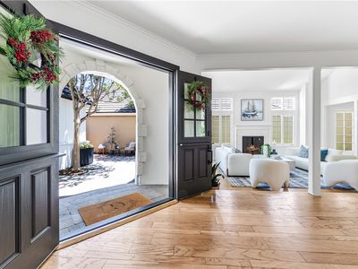 19365 Woodlands Dr, Huntington Beach, CA, 92648