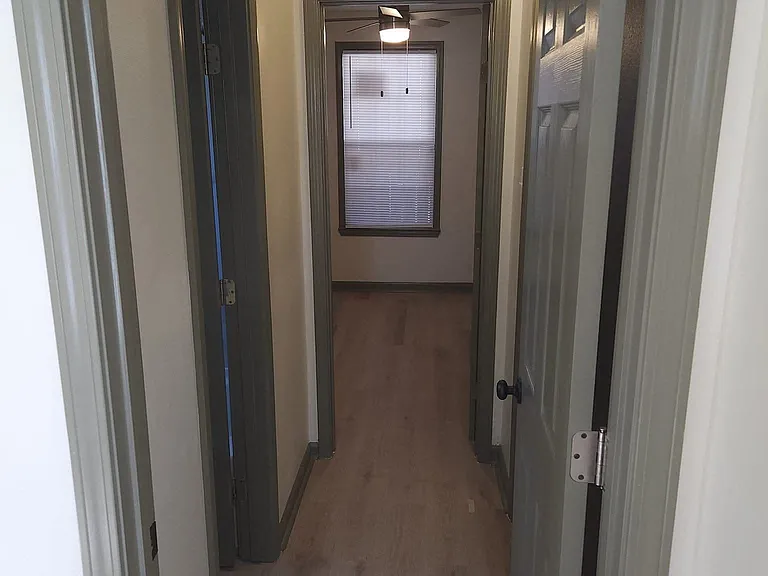 4749 Clayton Dr — Photo 6