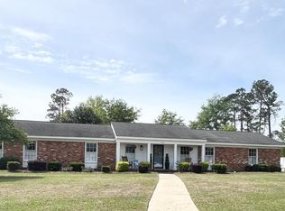 626 Briarwood Rd, Douglas, GA 31533