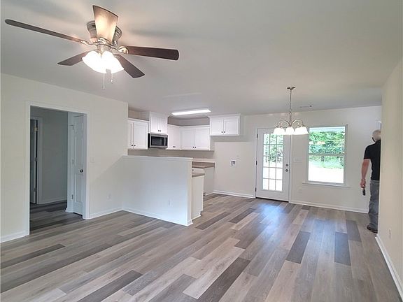 2nd image of 16419 Ramsey Dr