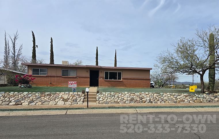1st image of 15965 N Forecastle Ave