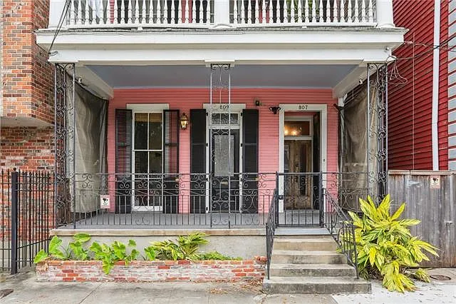 809 Elysian Fields Ave — Photo 2
