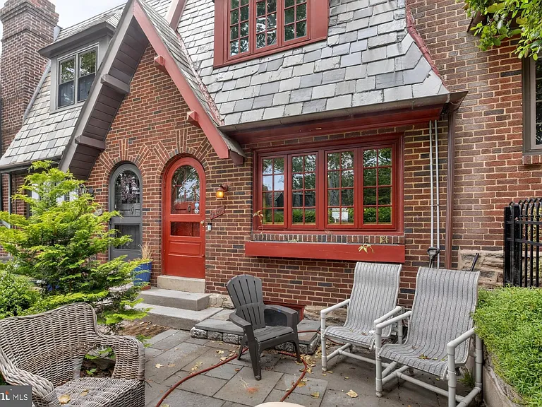 3455 W Queen Ln — Photo 27