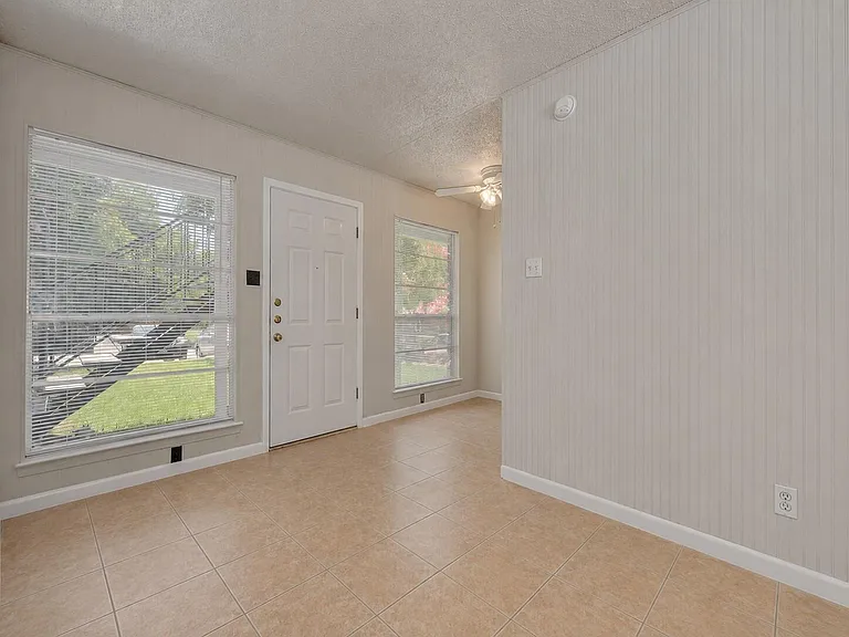 4712 Depew Ave #202 — Photo 4