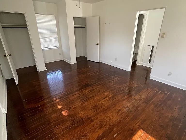 326 E Mistletoe Ave #3 — Photo 6